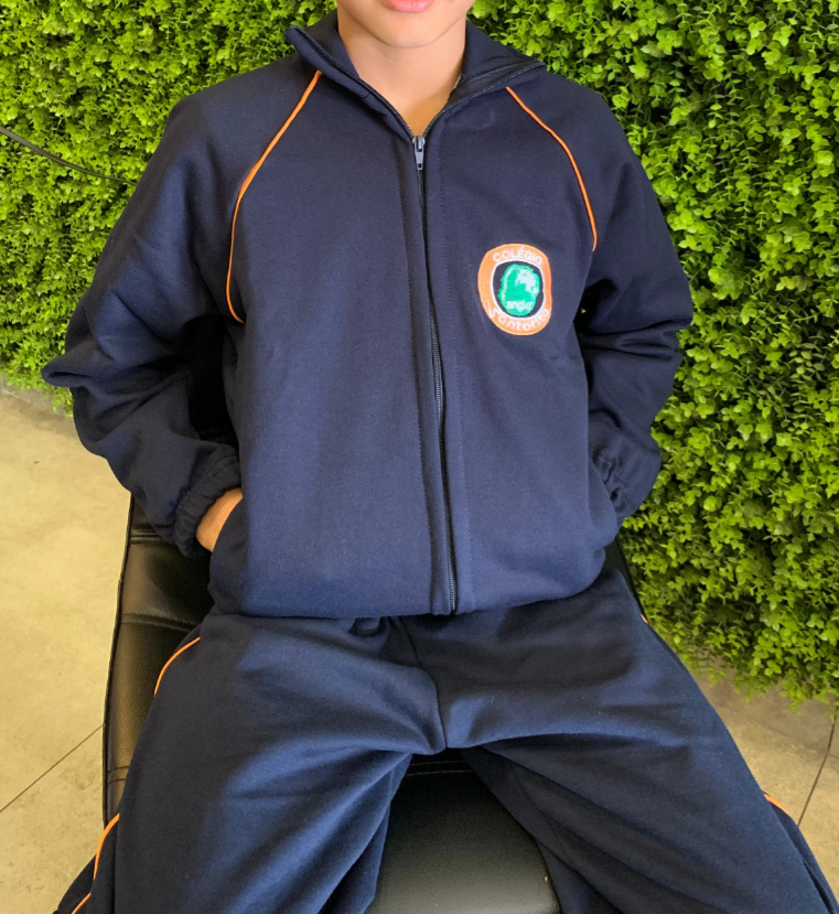 Uniforme Escolar 1